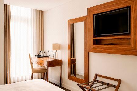 Premium Porto Downtown - 9
