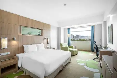 Holiday Inn Changzhou Wujin by IHG - 2