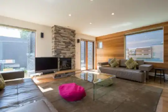 Niseko Central Houses and Apartments - 32