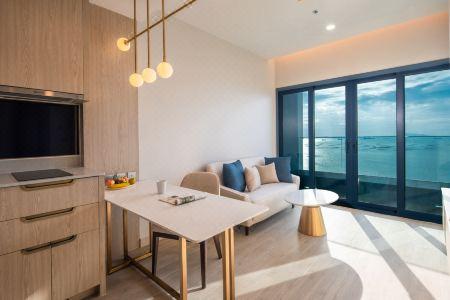 S Sriracha & Residence - 115
