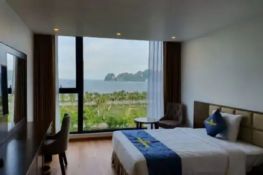 Golden Palm HaLong - 31