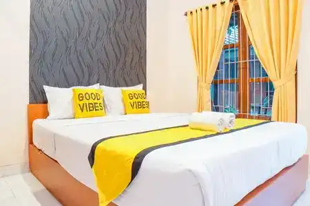 Omah Tentrem Syariah Guest House - 0
