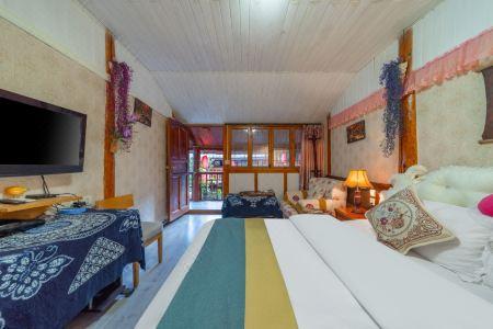 Shuhe Zaibiechu Inn - 9