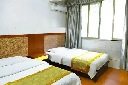 Hechang Business - 0