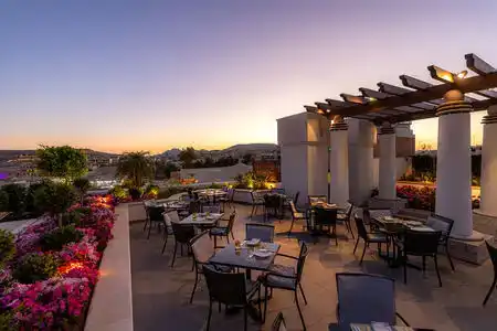 Mövenpick Resort Petra - 2
