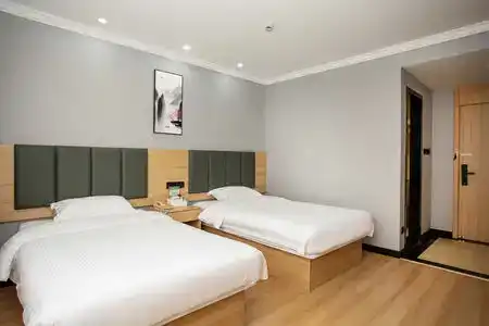 GreenTree Inn Express - 10