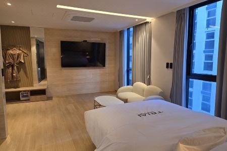 Tria Business & Boutique - 57