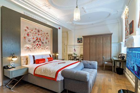 The Lalit London - 122