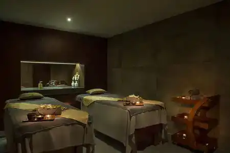 Wyndham Garden Ajman Corniche - 3