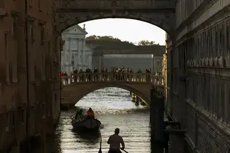 Al ponte dei sospiri - 6