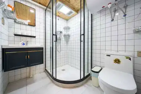 Ling Homestay - 378