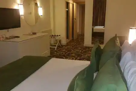 Oscar Resort - 11