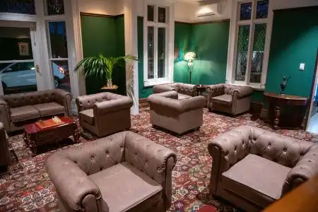 Eliza＇s Manor Boutique - 1