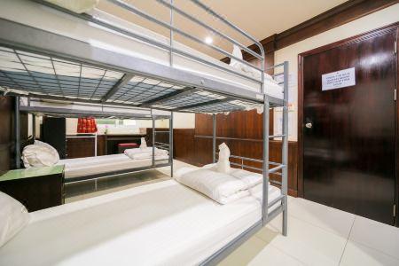 EBS Phuket Hostel - 10