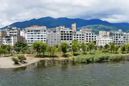 Dali Man Yue · M Seaview - 5
