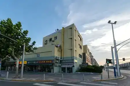 Shanghai Youai Theme (Songjiang Renmin North Road) - 7