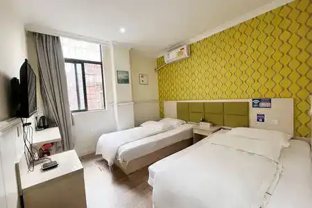 Meet Youth Hostel - 3