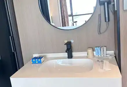 Changshu Junyue Business Inn - 7