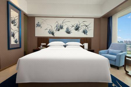 Howard Johnson Flower City - 106