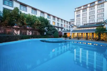 Lijiang International - 3