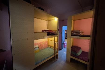 Youth Hostel in - 42