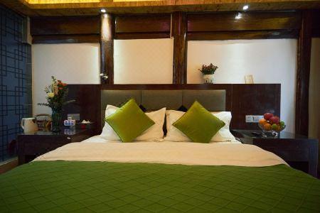 Nest Inn - 101