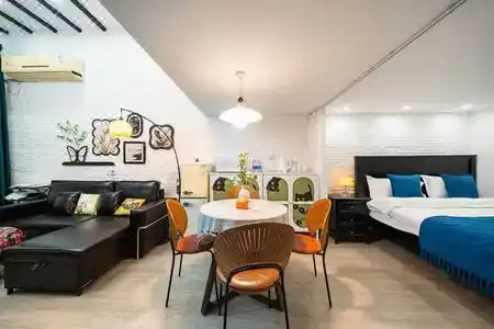 Ling Homestay - 400