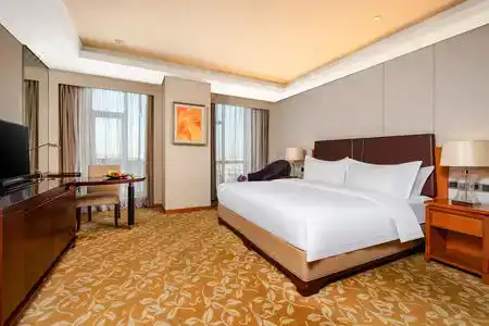 New Century Pudong Shanghai - 4