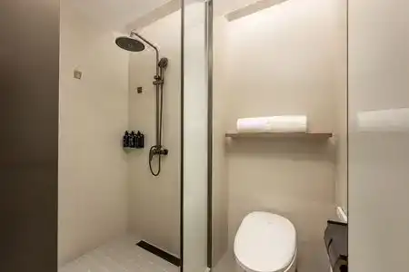 Holiday Inn Express Shanghai North Bund by IHG - 40