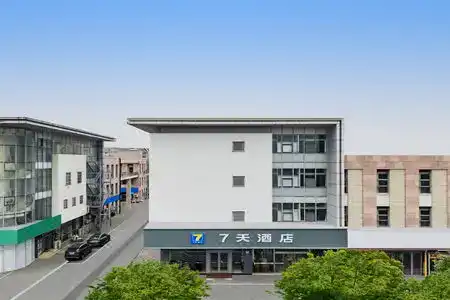 7Days Inn Chain - 2