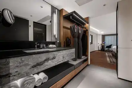 IntercityShenzhen Futian Huaqiang North - 36