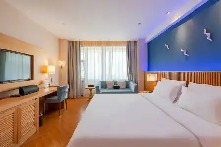 Crystal Orange Guangzhou Yuexiu Taojin - 5