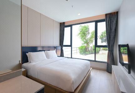 S Sriracha & Residence - 145