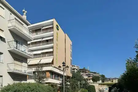 Riviera - 0