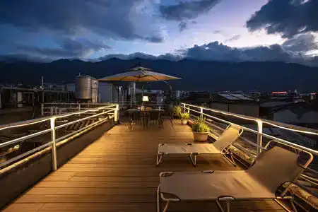 Daqian Boutique Hostel Inn - 1