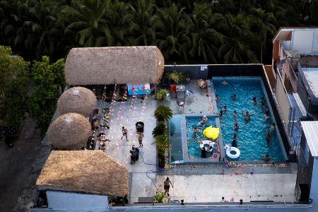 EBS Phuket Hostel - 2