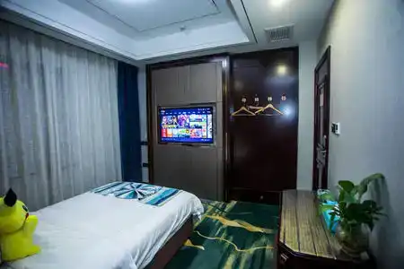 Ai Qin Hai Zhen Pin - 28