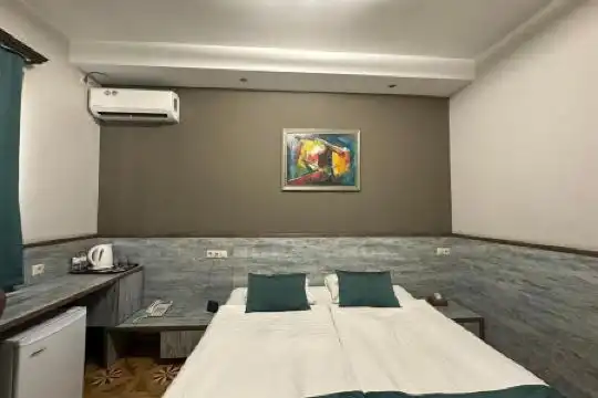 Bonjour Boutique Yerevan - 8