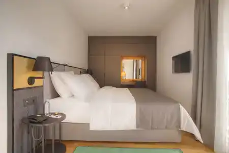 Fontana Seafront Residences - 39