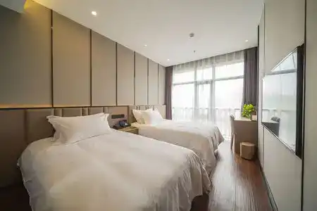 Hotels in Yorens - 2