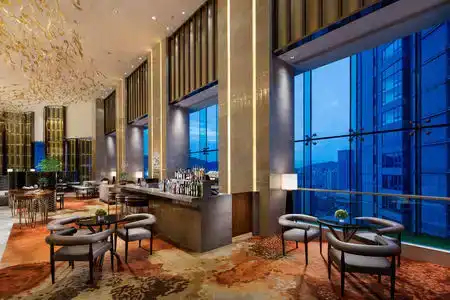 Hilton - 8