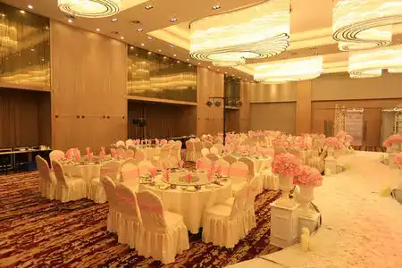 Days Inn Business Place Goldwin Yantai - 3