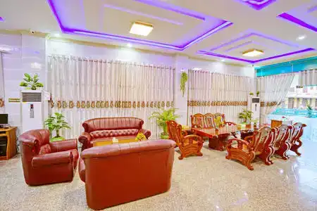 Shwe Phyo - 2