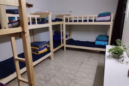 Youth Hostel in - 25
