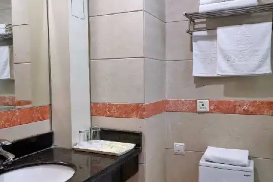 Hua Nan Business - 10