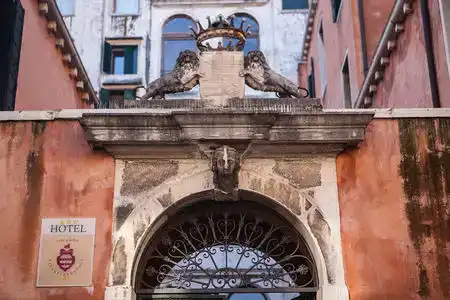 Locanda Ai Santi Apostoli - 0