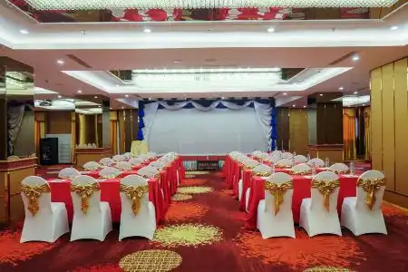 Ritz Grand - 5