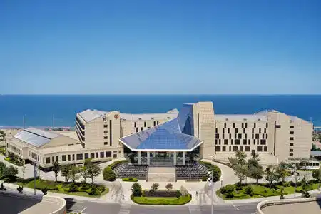 Sheraton Yantai Golden Beach Resort - 2