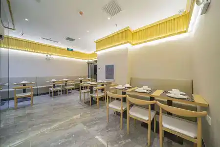 Hotels in Yorens - 8