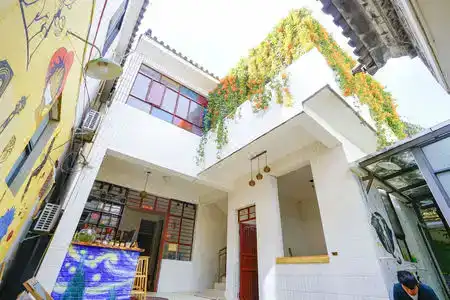Spring Rabbit Hostel - 2